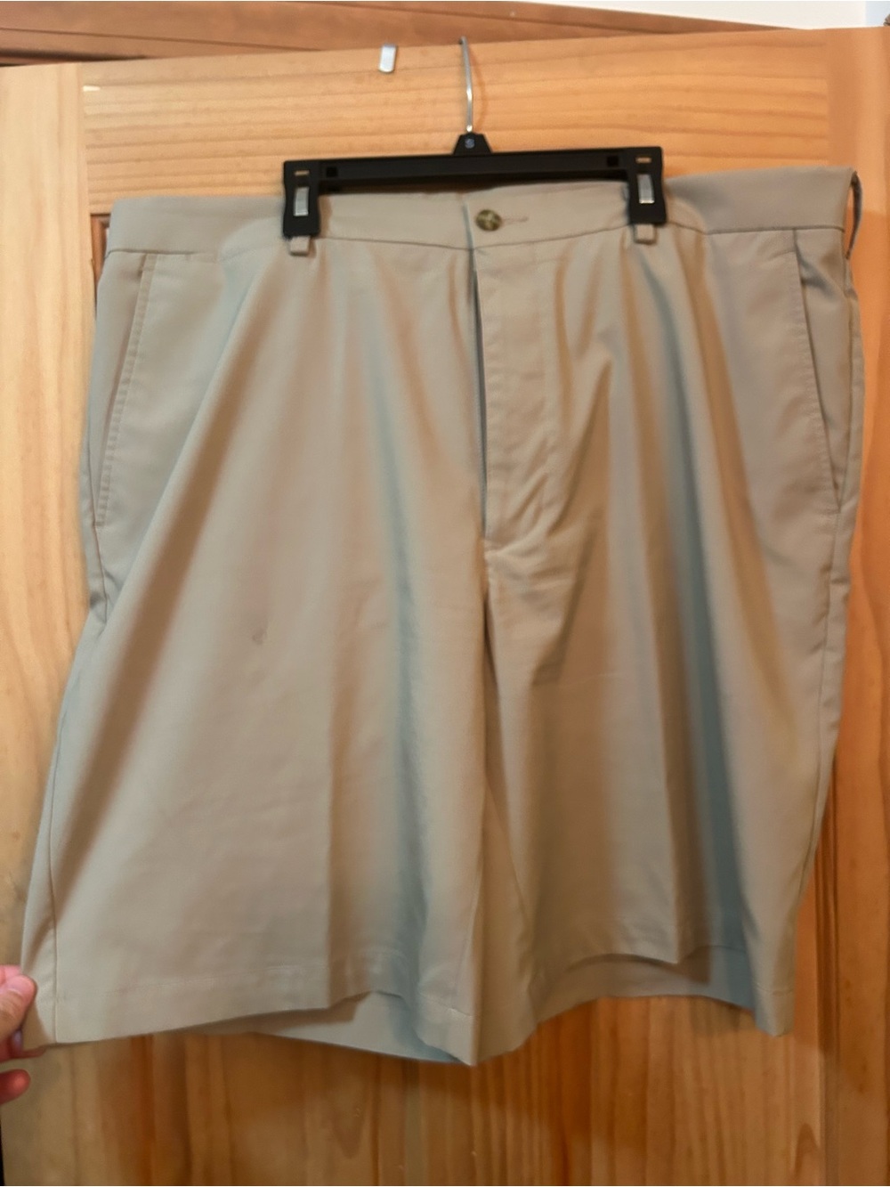 PGA Tour Beige Flat-Front Golf Shorts